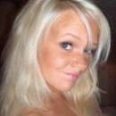 Get Ready to Play with Alysia in Live Sex Chat